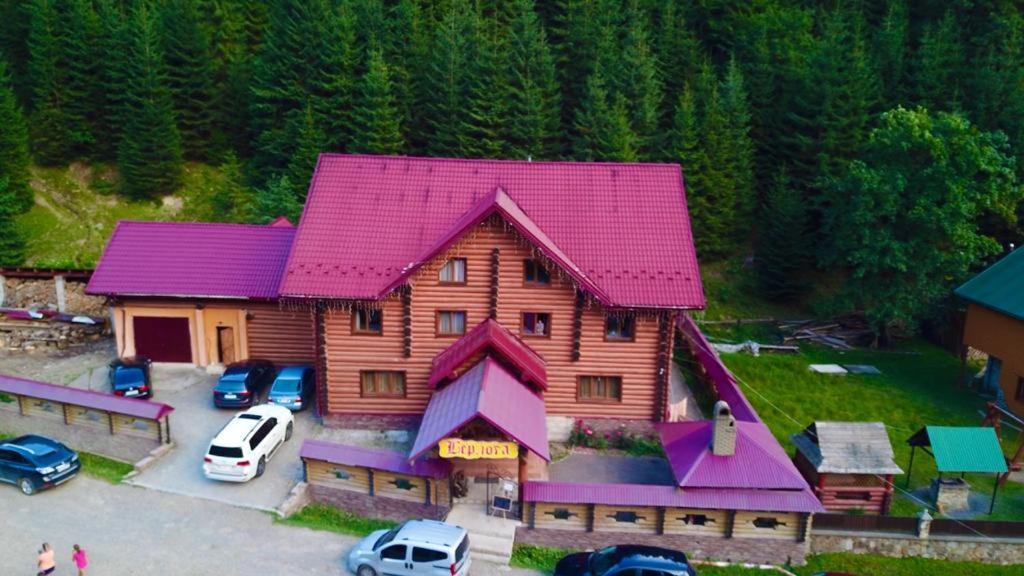 Hotel Berloga-Sinevir Synevyrs'ka Polyana Ngoại thất bức ảnh