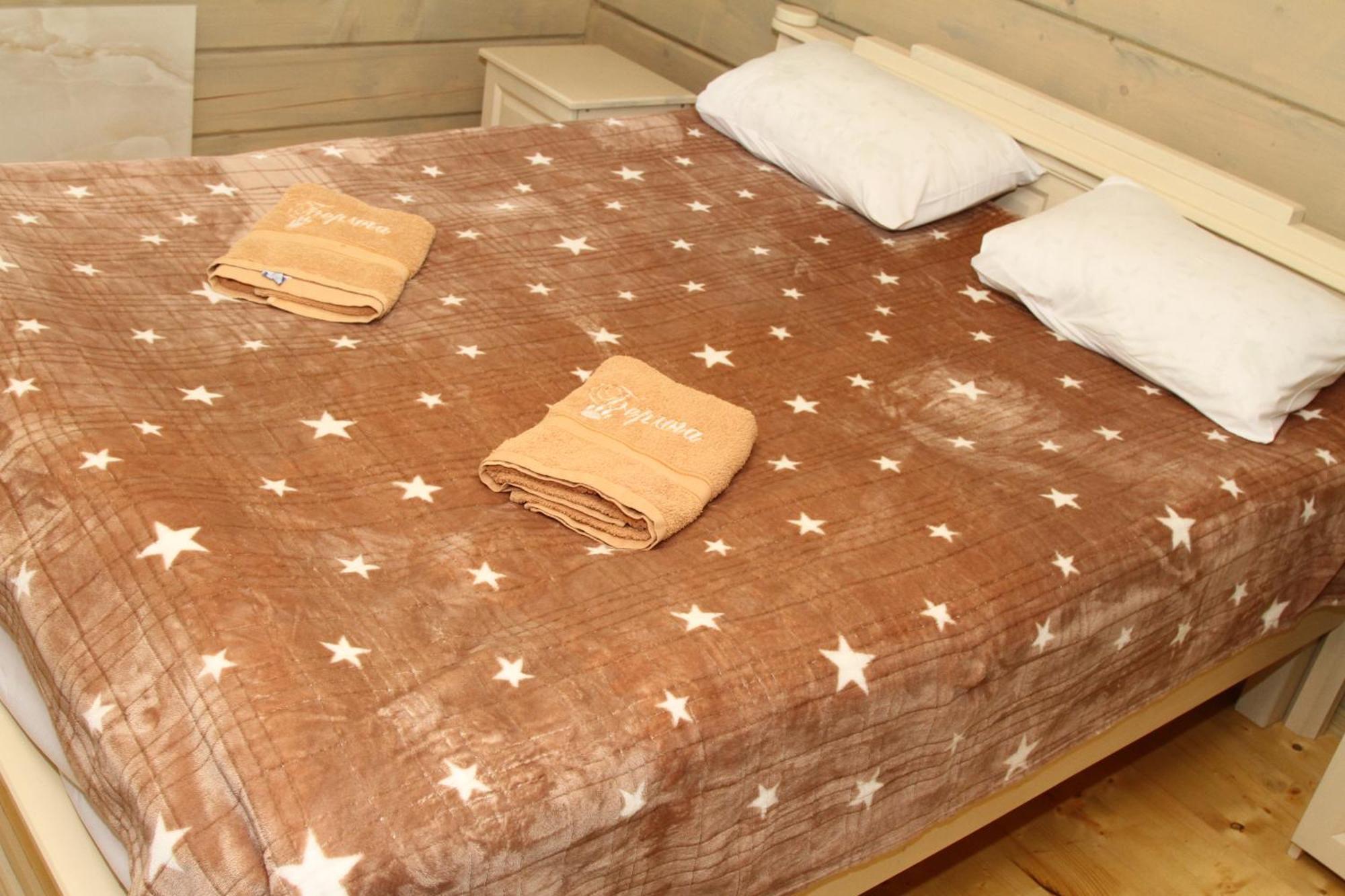 Hotel Berloga-Sinevir Synevyrs'ka Polyana Phòng bức ảnh
